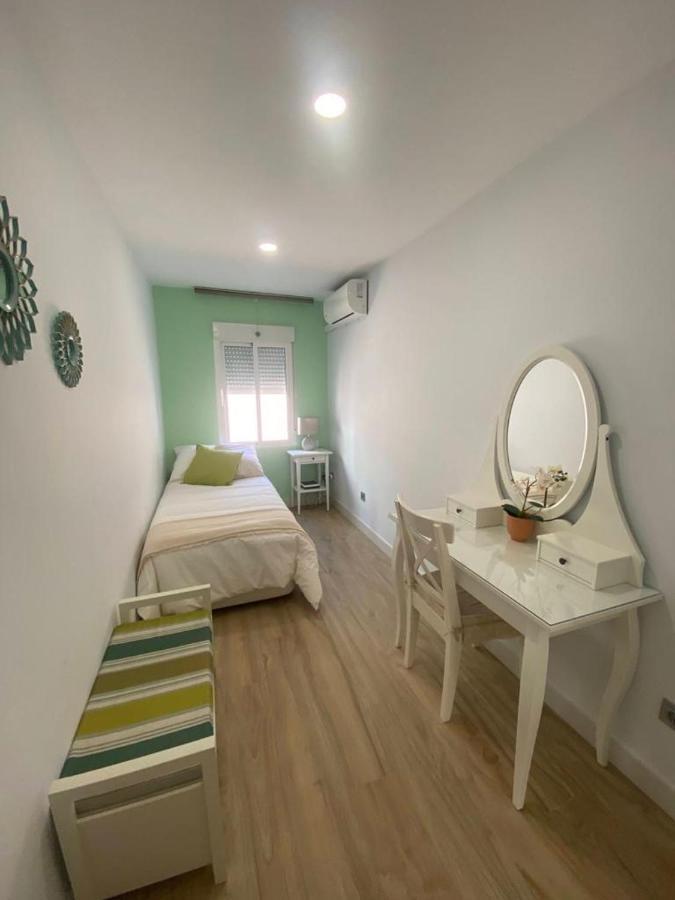 Appartamento Barrio De Santa Cruz, La Juderia. Zona Inmejorable Siviglia Esterno foto